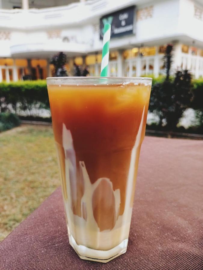 Hotel White House Dehradun Zewnętrze zdjęcie
