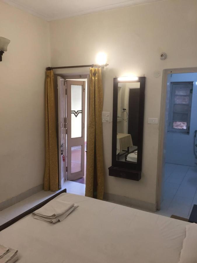 Hotel White House Dehradun Zewnętrze zdjęcie